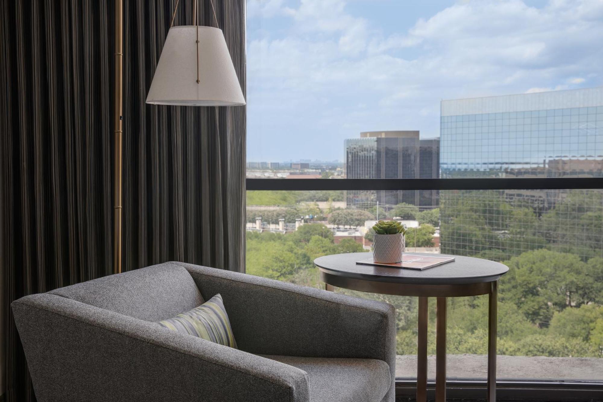 Dallas-Addison Marriott Quorum By The Galleria Экстерьер фото