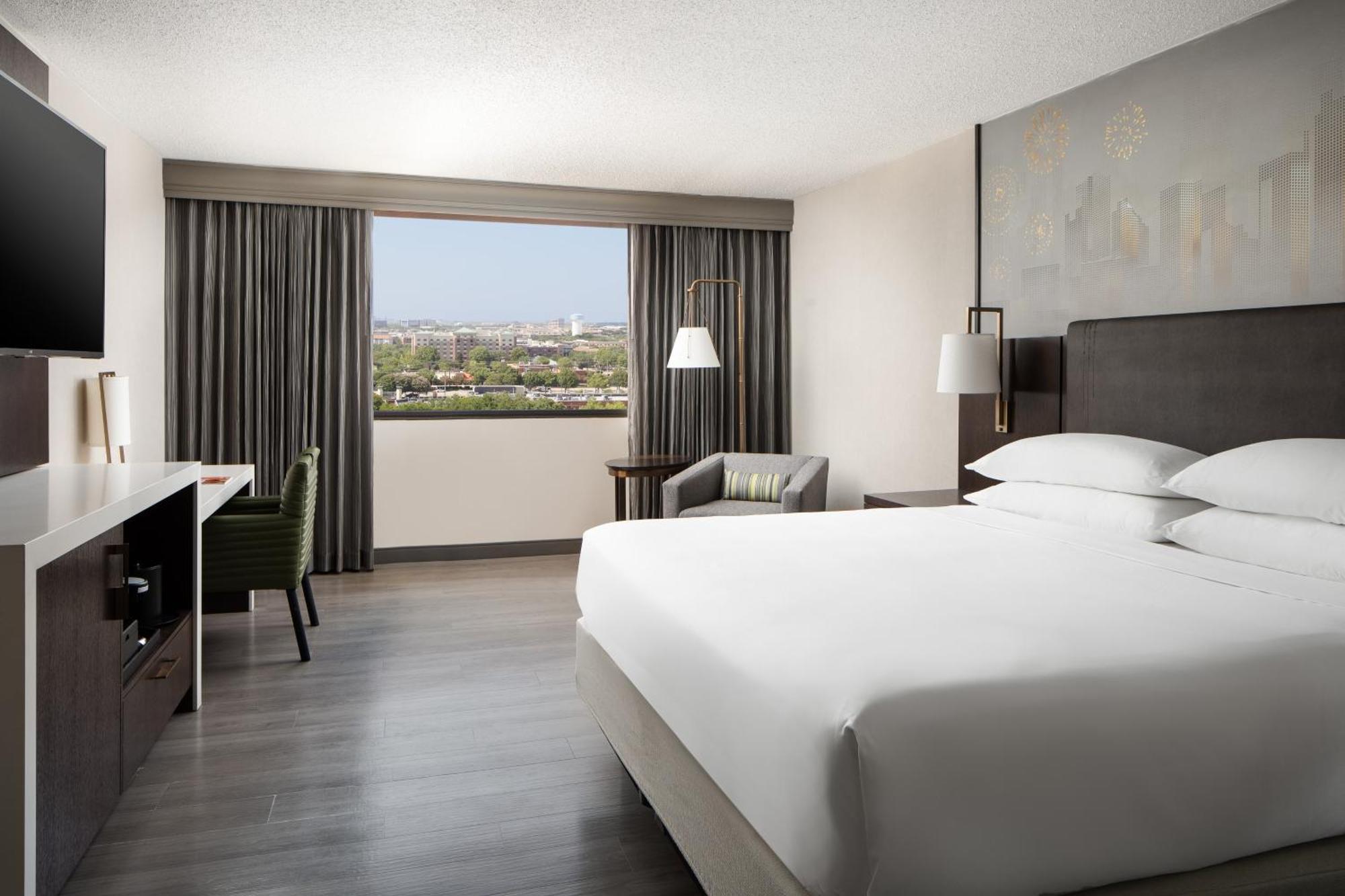 Dallas-Addison Marriott Quorum By The Galleria Экстерьер фото